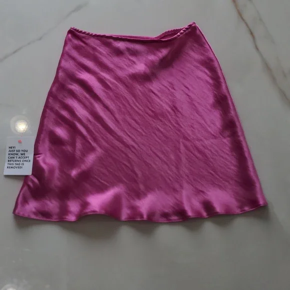 Asos Petite Pink Satin Mini Skirt O Sold Out Barbiecore Y2K - Picture 3 of 4